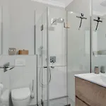 아파트 Entire Luxury Flat With Sea View Pool Sauna *