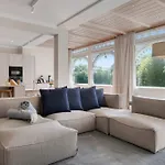 아파트 Entire Luxury Flat With Sea View Pool Sauna