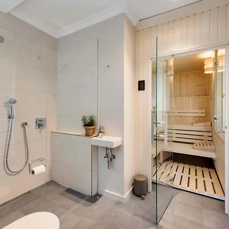 Entire Luxury Flat With Sea View Pool Sauna * Sellin (Rugen)