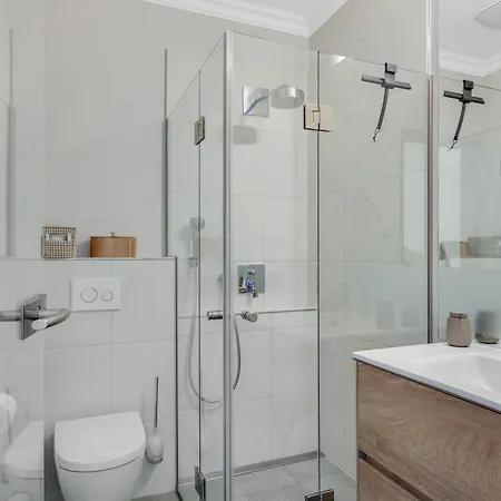 Apartament Entire Luxury Flat With Sea View Pool Sauna *