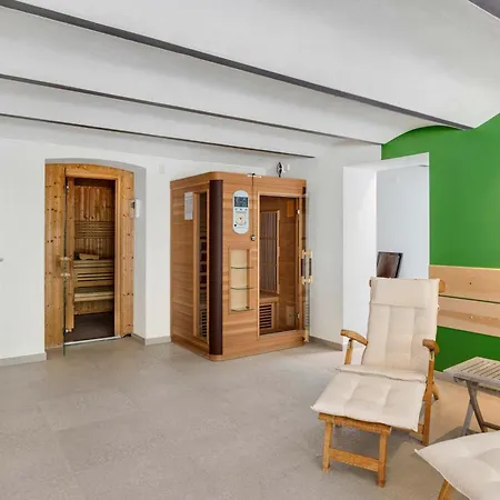 Entire Luxury Flat With Sea View Pool Sauna 아파트