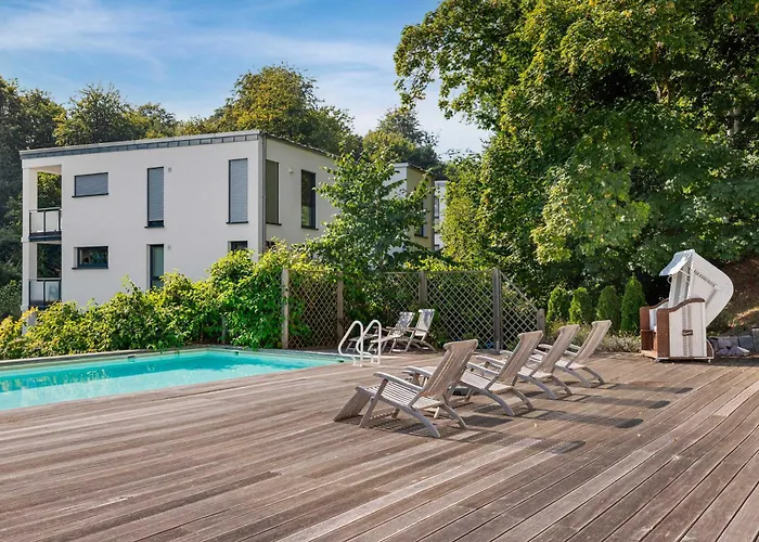 아파트 Entire Luxury Flat With Sea View Pool Sauna