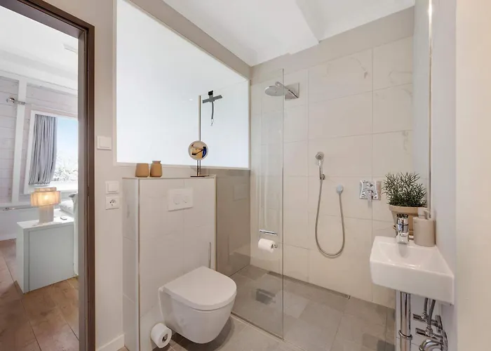 Entire Luxury Flat With Sea View Pool Sauna Sellin (Rugen)