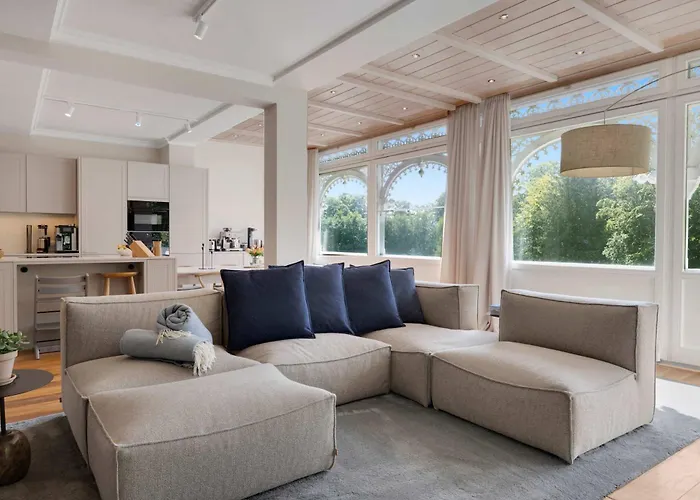 아파트 Entire Luxury Flat With Sea View Pool Sauna